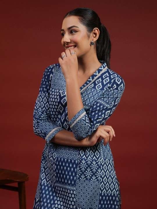 Women’s Rayon Printed Straight Kurti With Pant Set