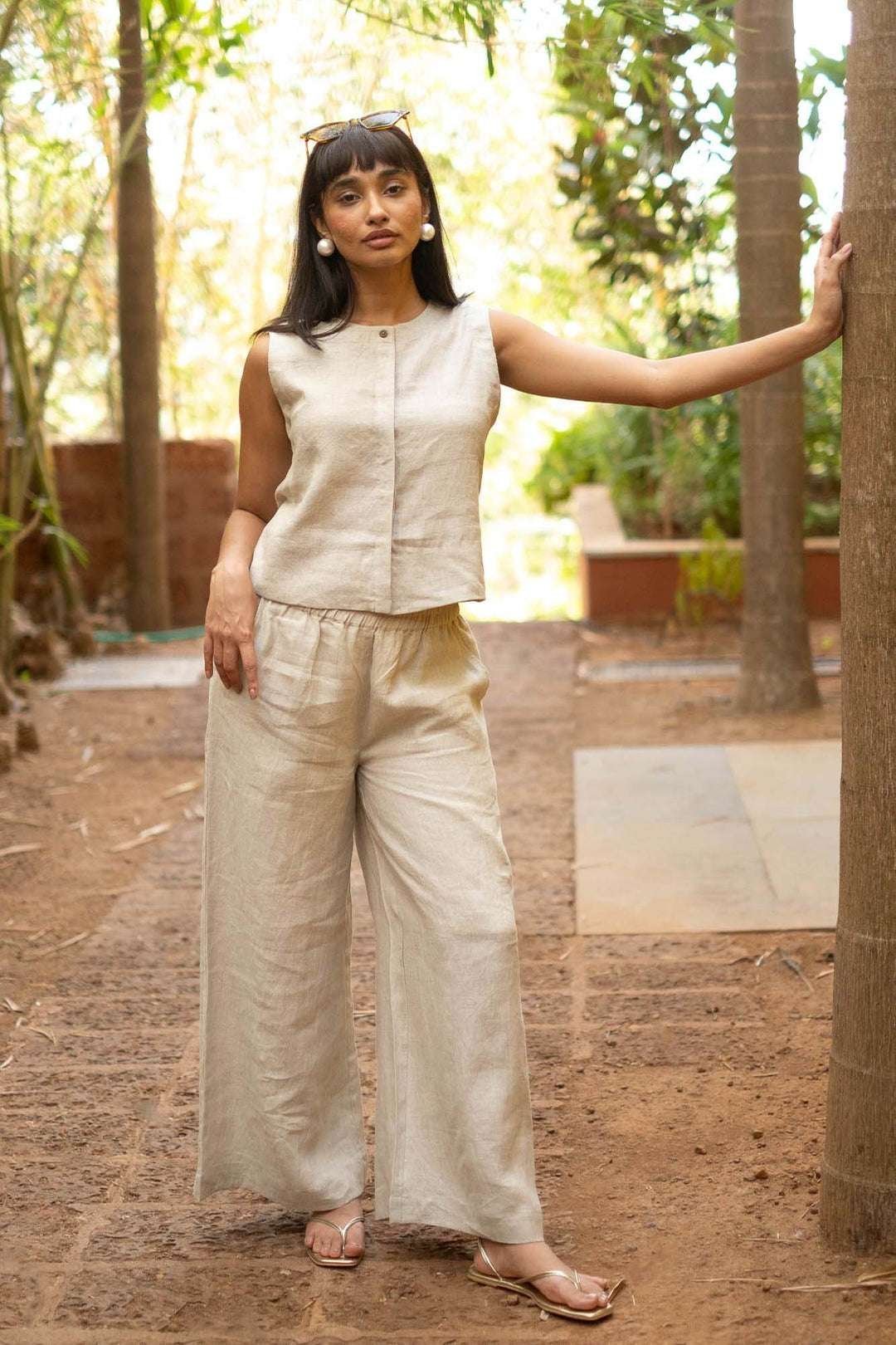 Women’s Cotton Solid V Neck Sleeveless 2 Piece Outfit Loose Tank Top and Wide Leg Palazzo Pants Sets cord set ( Beige )