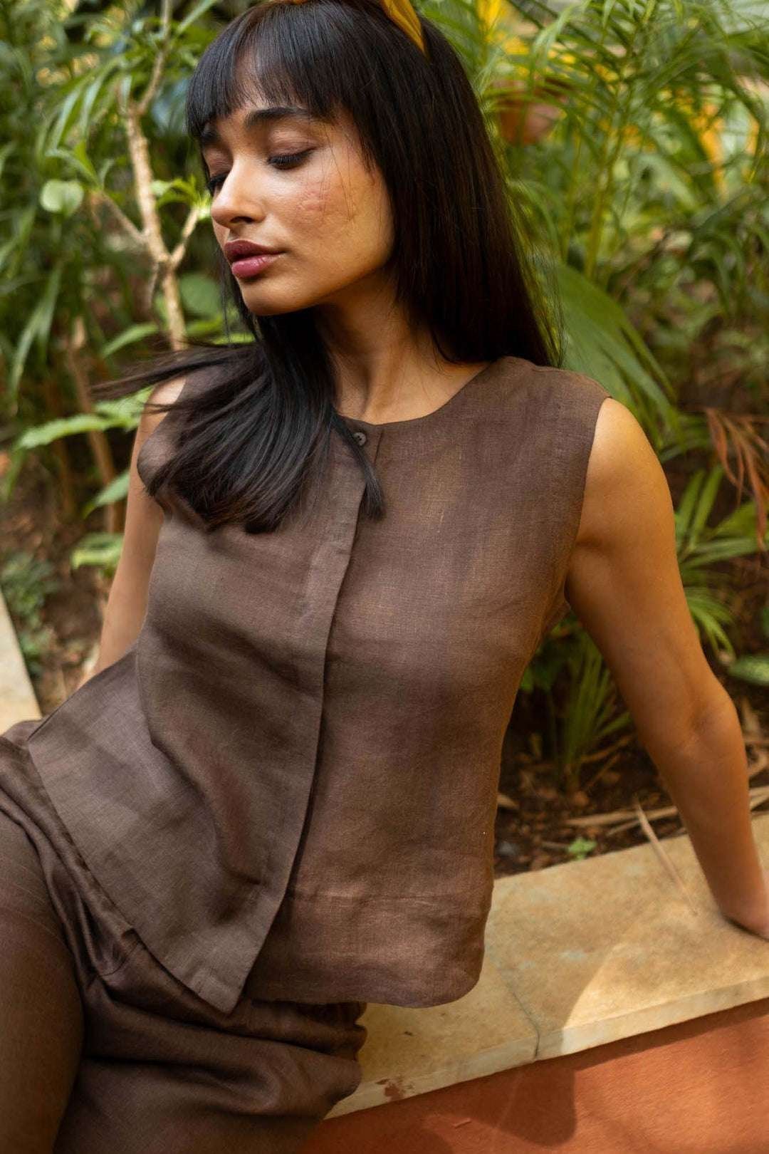 Women’s Cotton Solid V Neck Sleeveless 2 Piece Outfit Loose Tank Top and Wide Leg Palazzo Pants Sets cord set ( Brown )