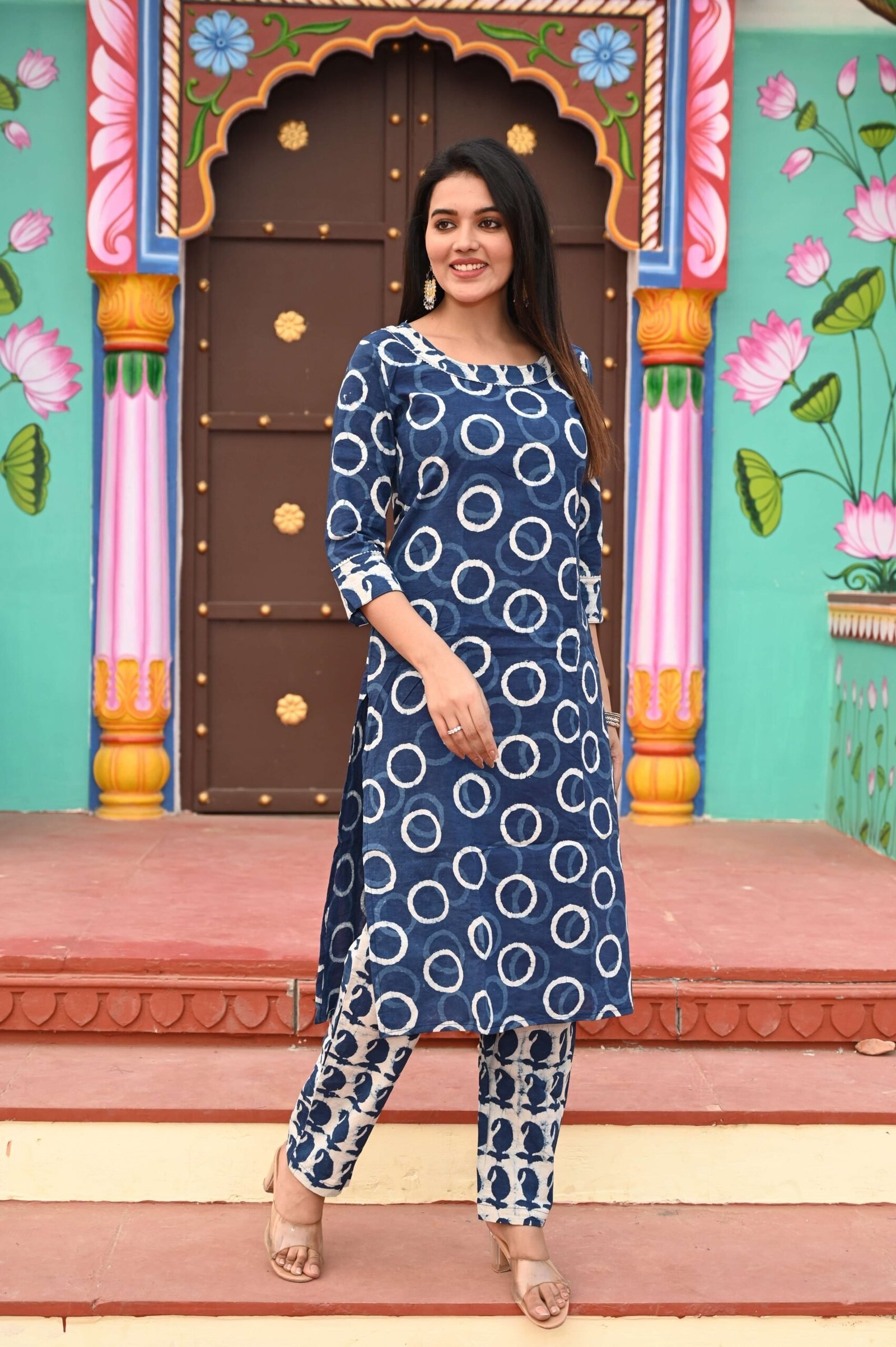 Women?s Blue Cotton Printed Kurta Set with Pants ? Elegant Ethnic Daily & Office Wear