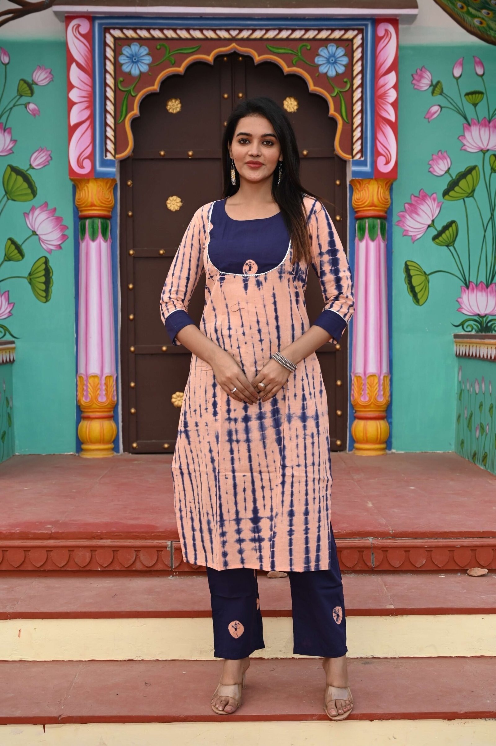 Women?s Peach Cotton Kurta Set with Pants