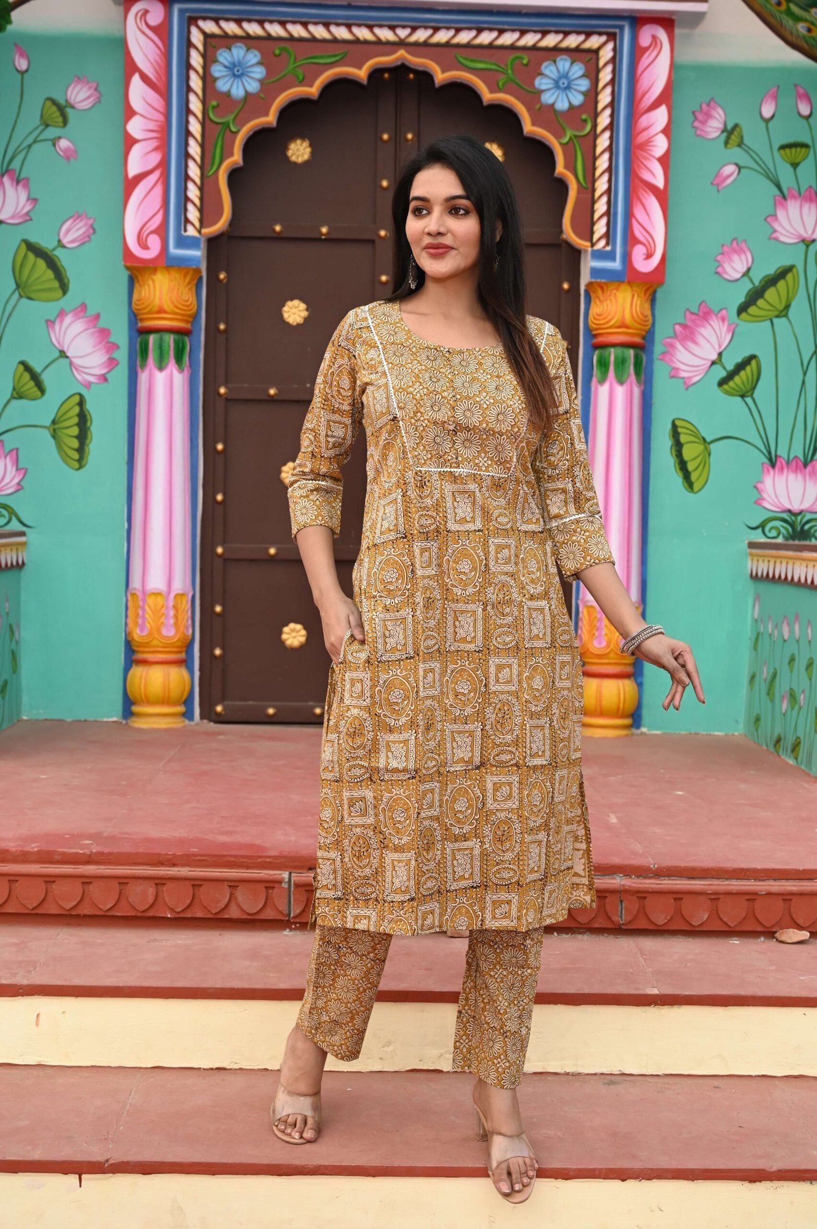 Women?s Yellow Cotton Kurta Set with Pants