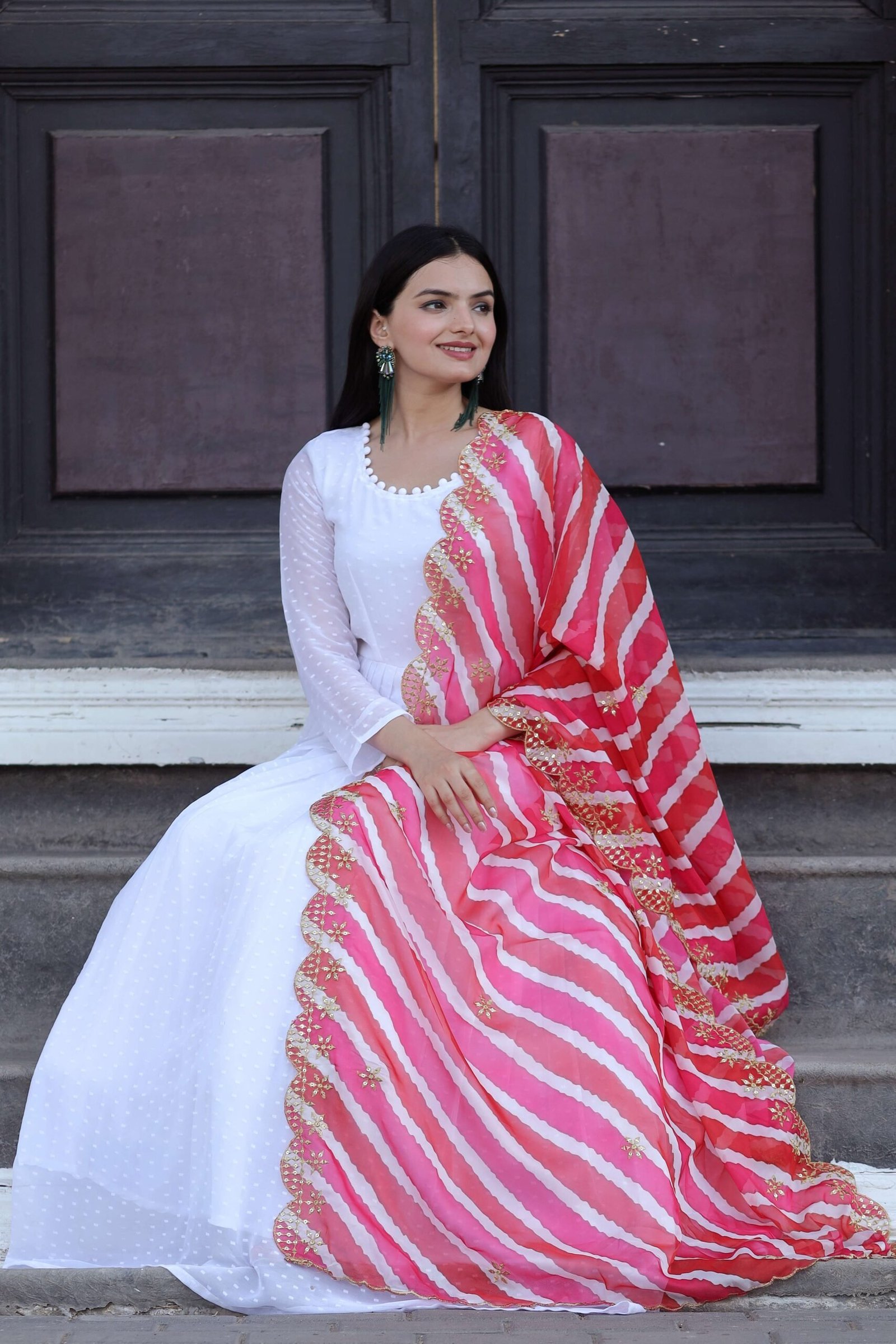 Elegant Pink Georgette Gown with Organza Dupatta ? Designer Kalamkari & Leheriya Print Ensemble
