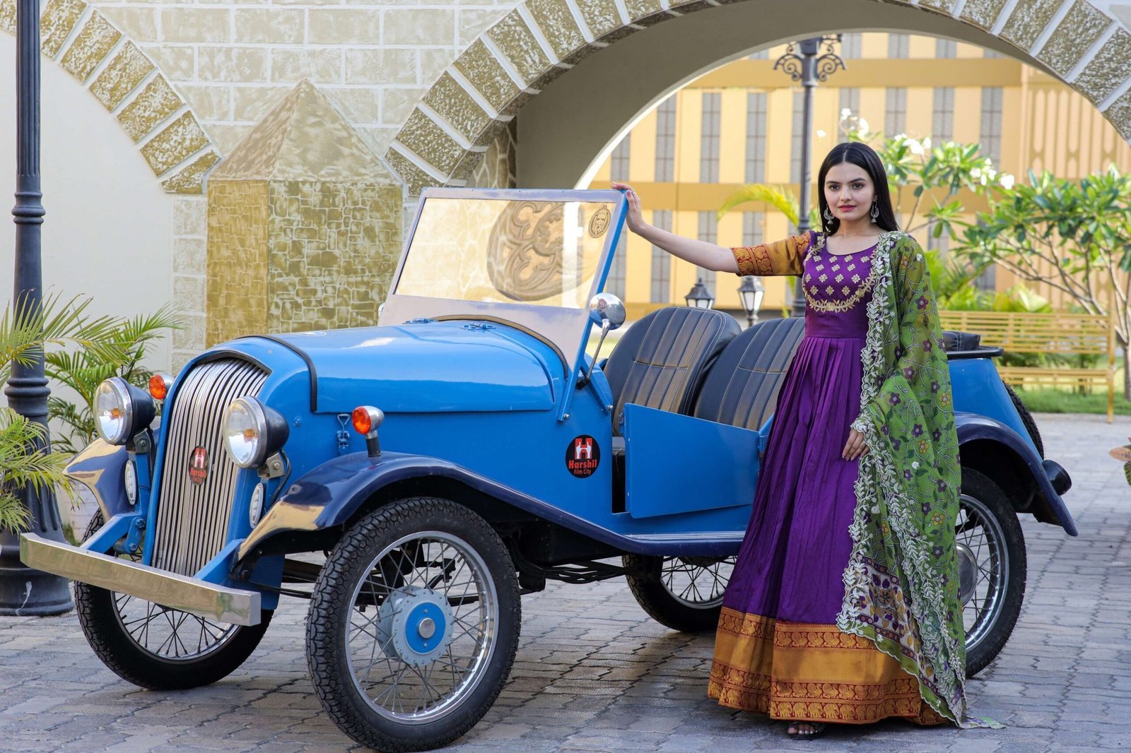 Green Premium Silk Designer Gown with Jequard Weaving & Embroidered Dupatta ? Ready-to-Wear Set