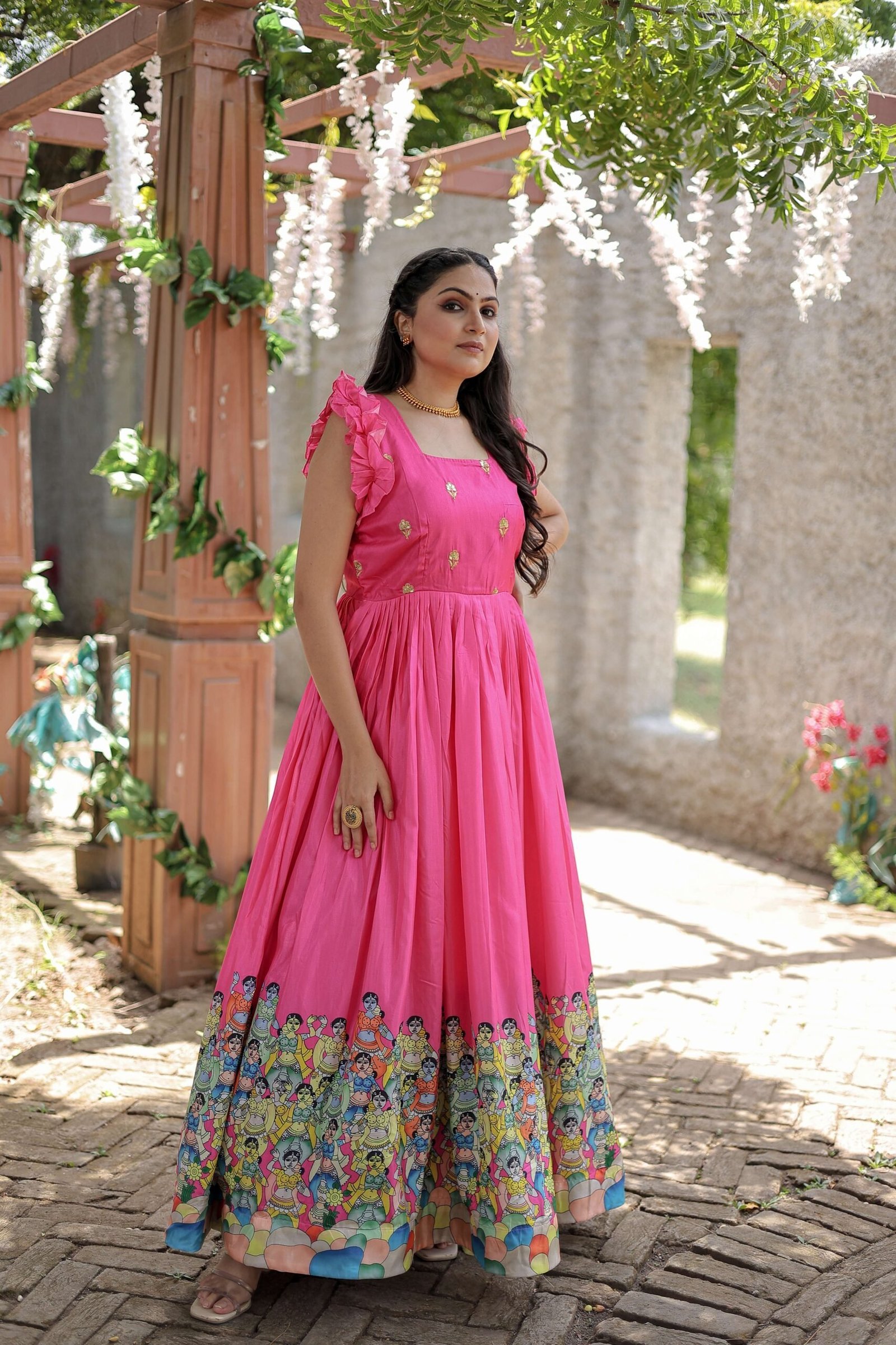 Pink Designer Dola Silk Printed Gown ? Sleeveless Fancy Square Neck Ready-to-Wear Dress