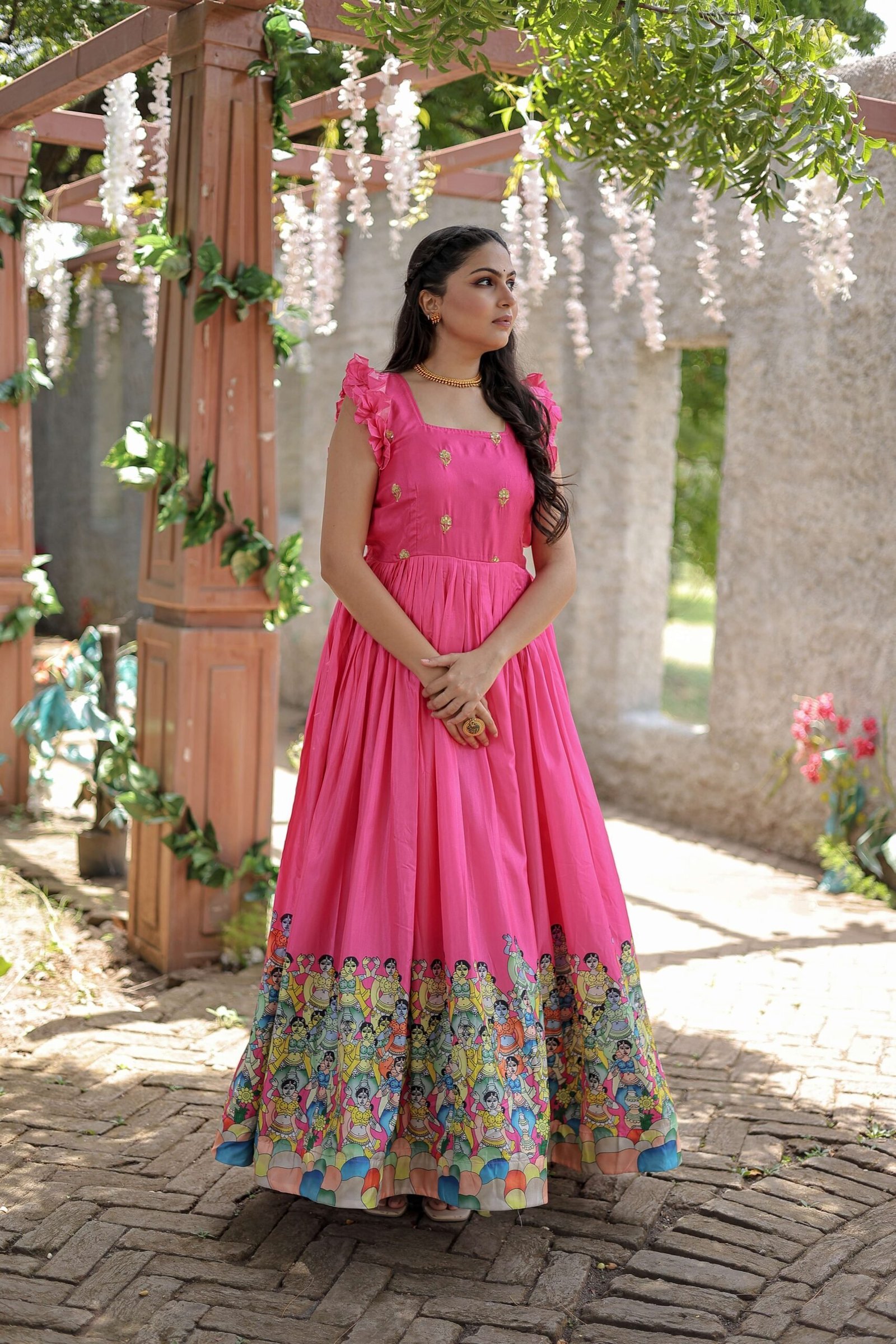 Pink Designer Dola Silk Printed Gown ? Sleeveless Fancy Square Neck Ready-to-Wear Dress